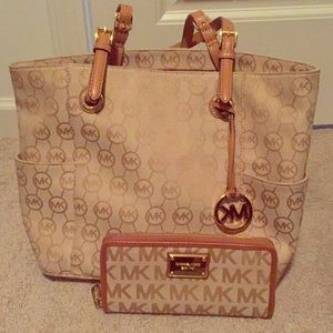Michael Kors Purse